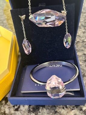 Swarovski Lavender Pink Crystal Drop Necklace, Earrings  & Bracelet